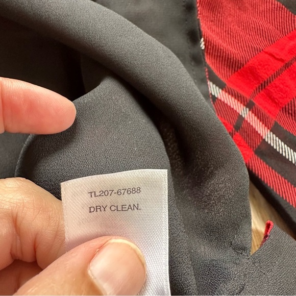 Pendleton Long Sleeve 100% Silk Blouse Button Ruffle Tartan Red Plaid Size 4 NEW - Picture 9 of 16